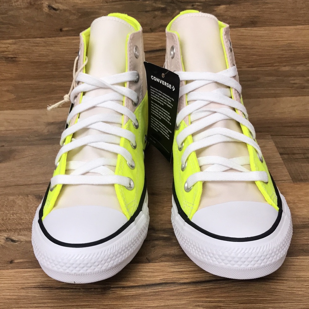CONVERSE CTAS HIGH TOP BRAND NEW - Picture 3 of 15